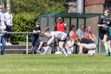 Bild 28 - wBJ SV Henstedt Ulzburg - FSG Oldendorf Itzehoe : Ergebnis: 6:3